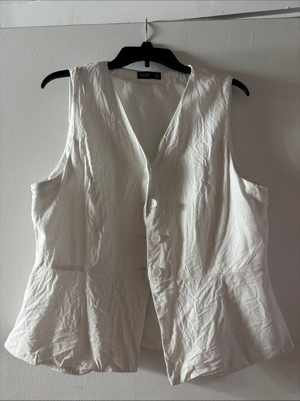 Simply Vera Vera Wang White Sleeveless Linen Vest